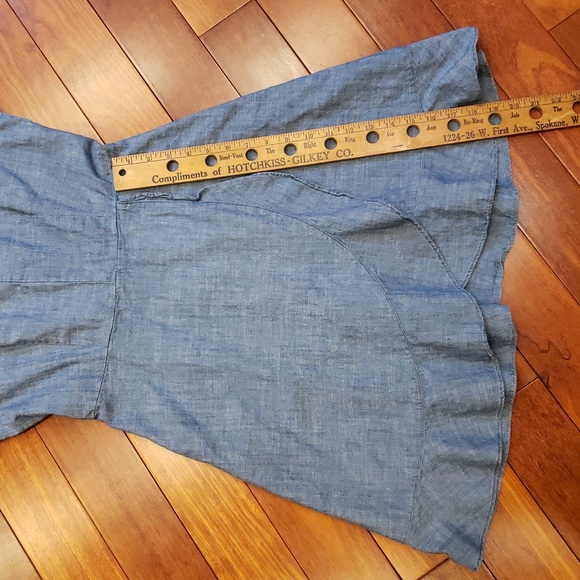 J. Crew Cotton dress, ruffle detail at hem, ties at cap sleeves. Women's 4 - Picture 7 of 11